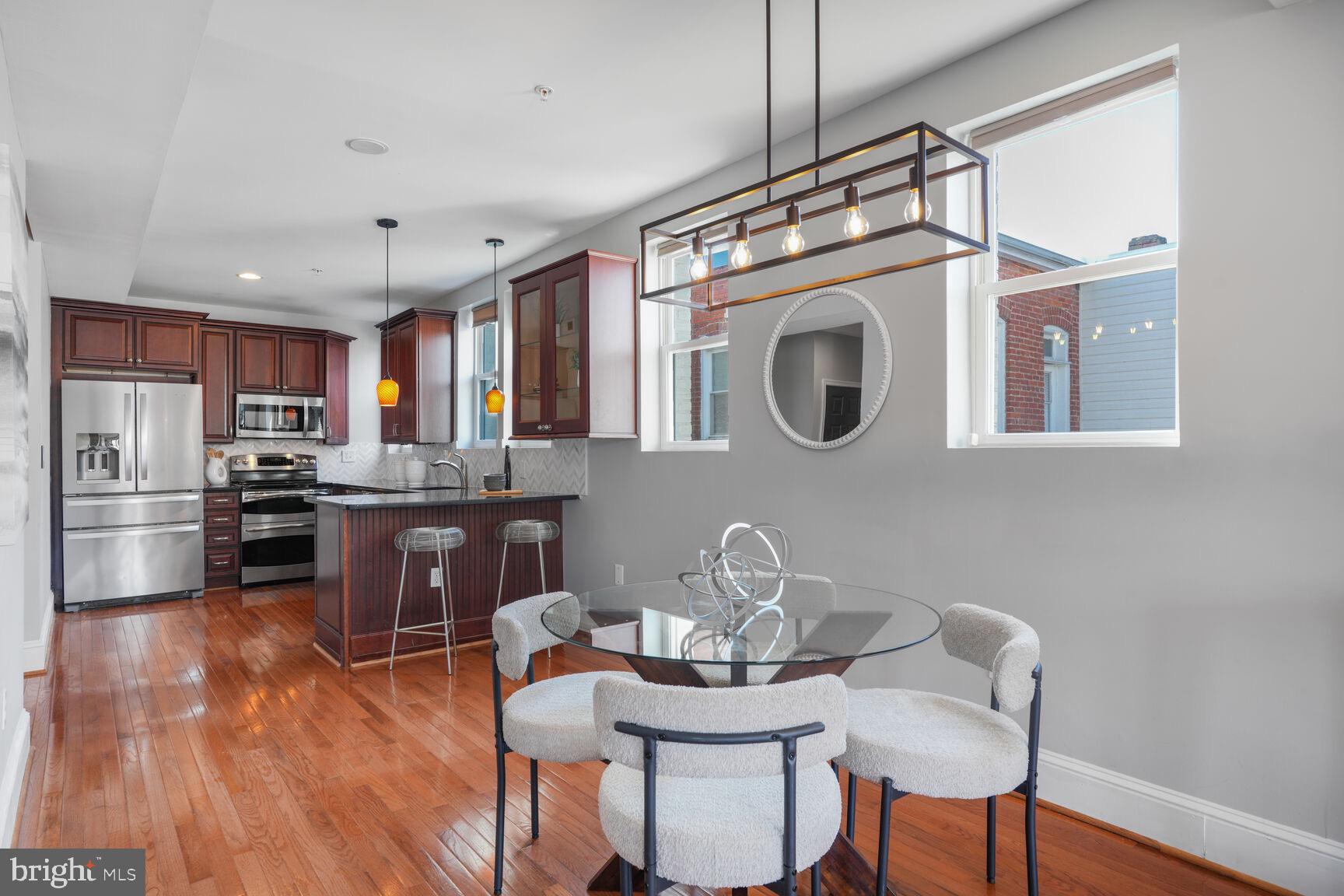 1823 Newton St NW #209