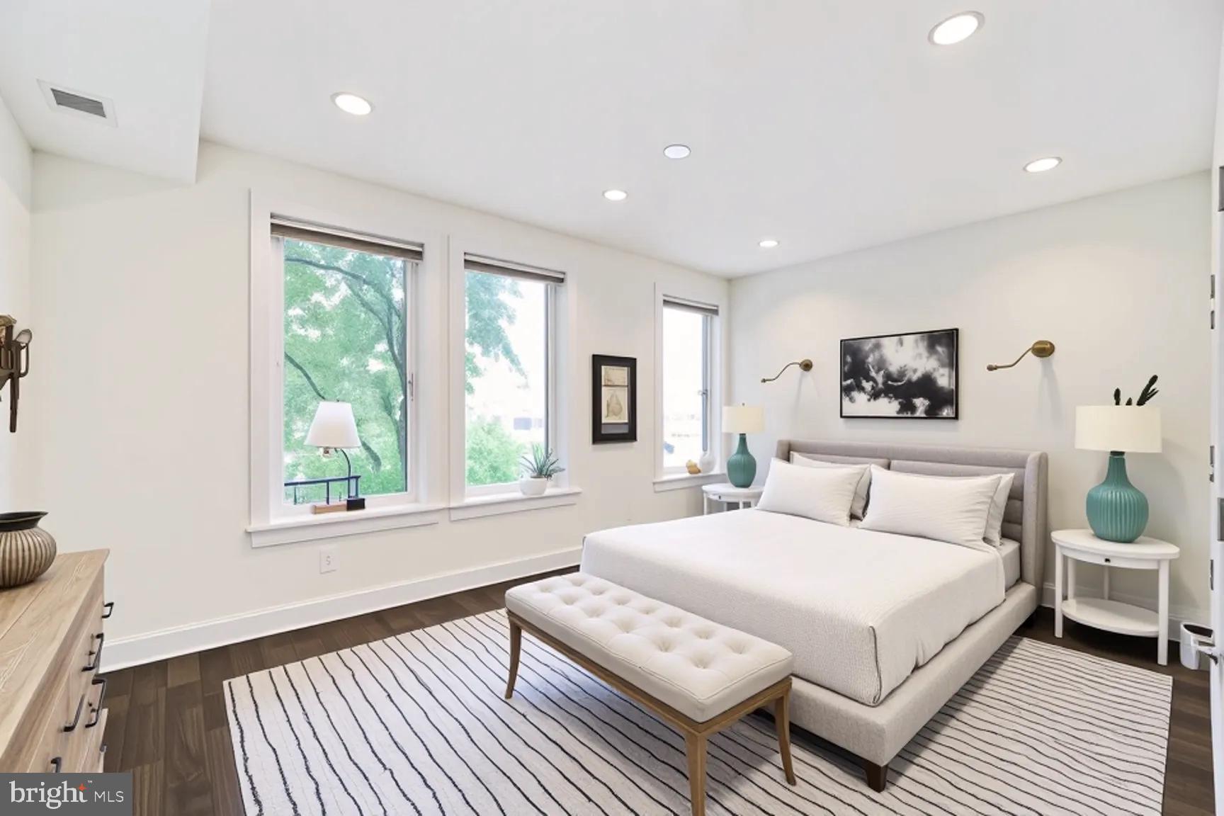 525 Kennedy St NW #4