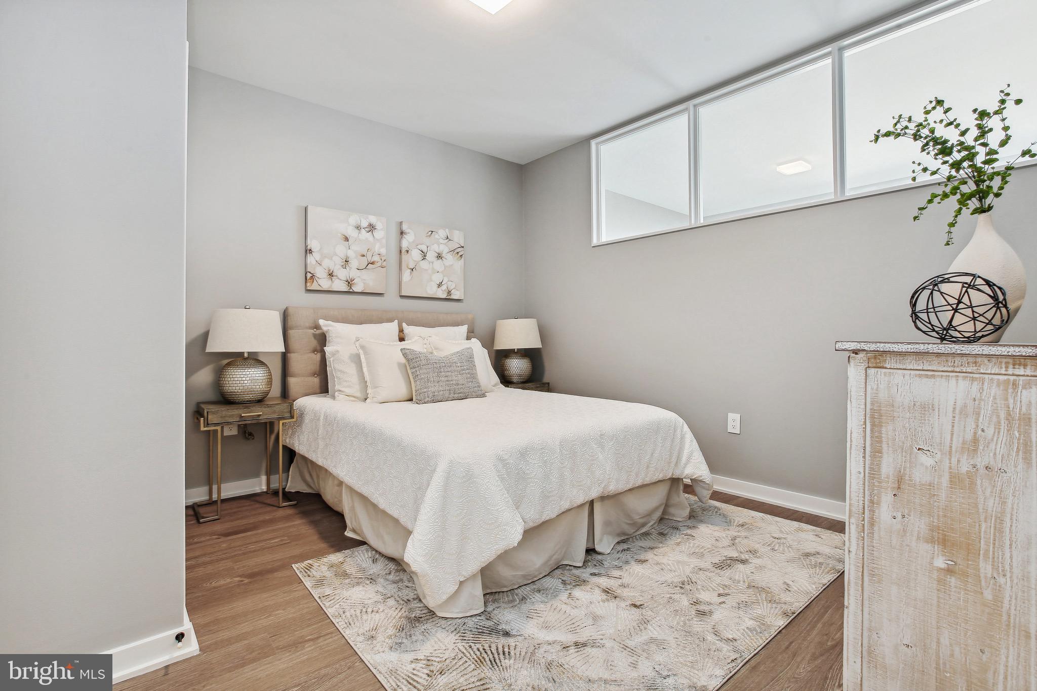 1625 ECKINGTON PL NE PH312