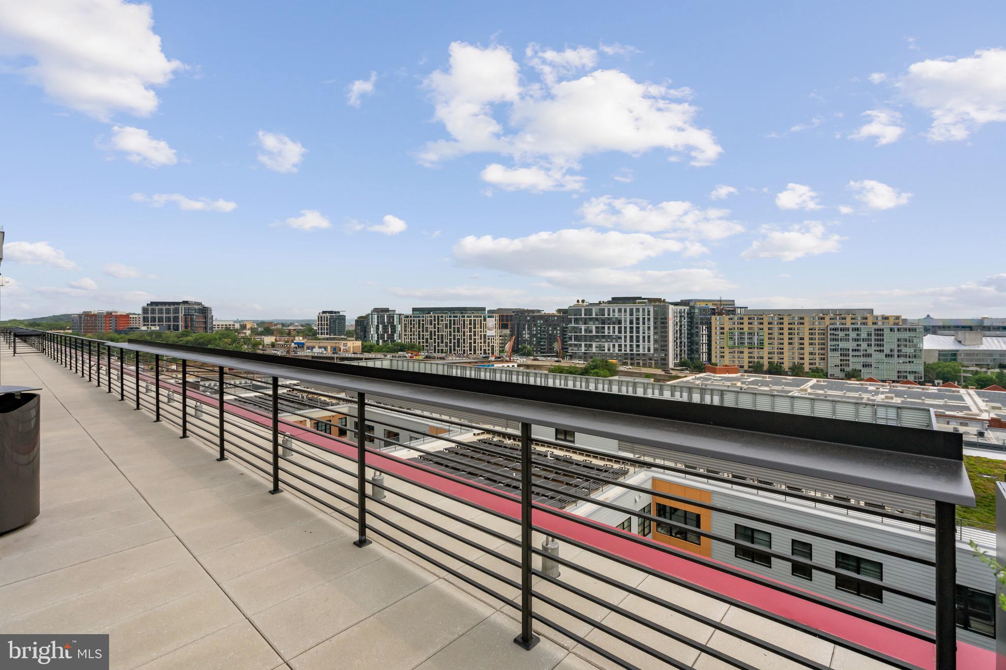 1625 ECKINGTON PL NE PH312