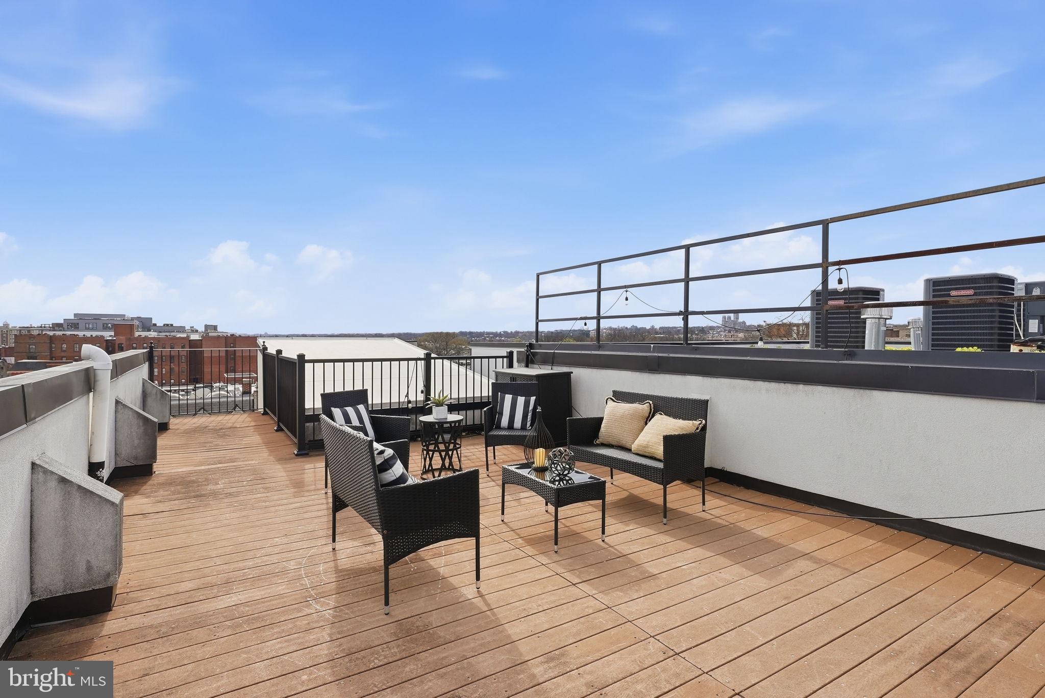 2713 ONTARIO ROAD NW 5