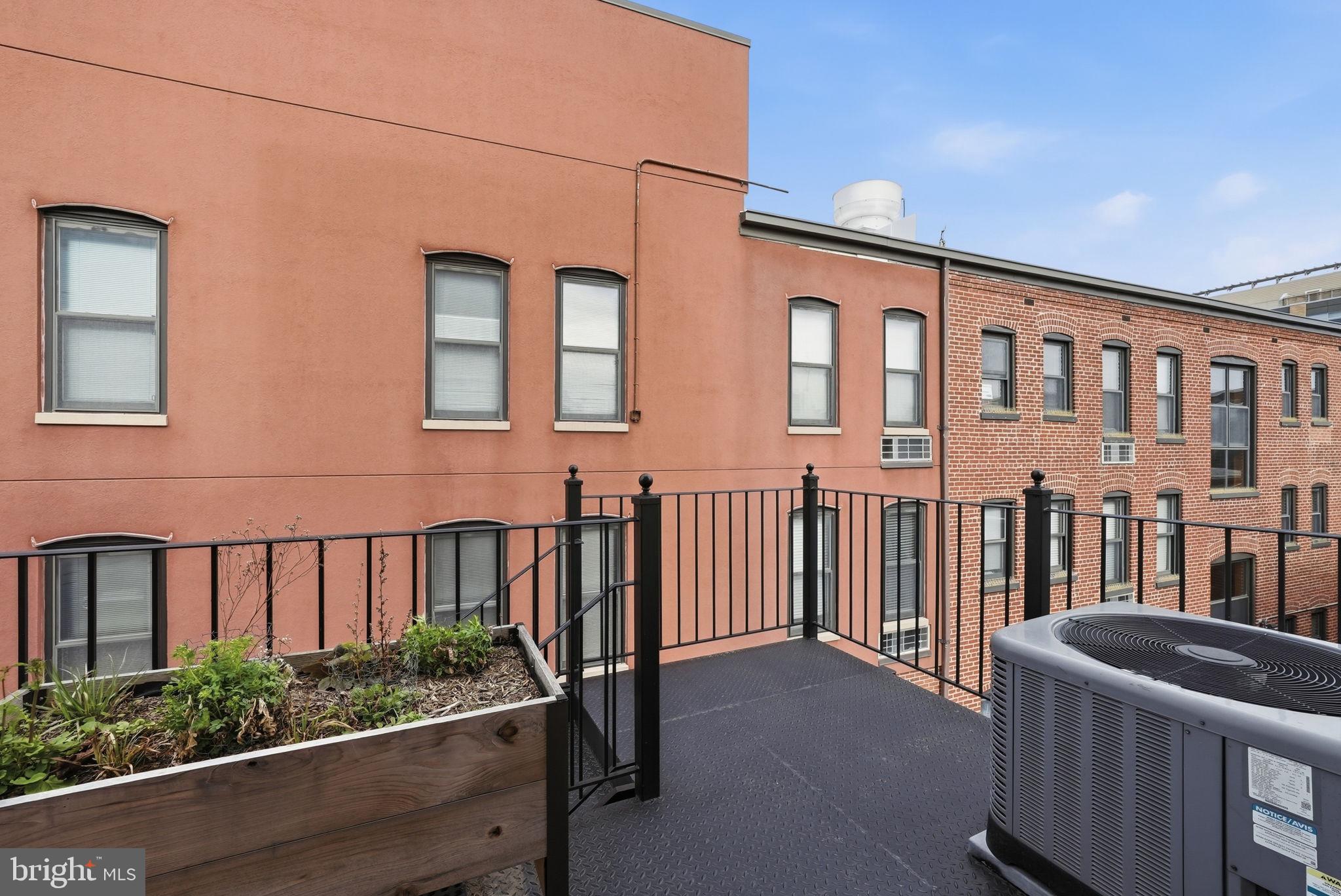 2713 ONTARIO ROAD NW 5