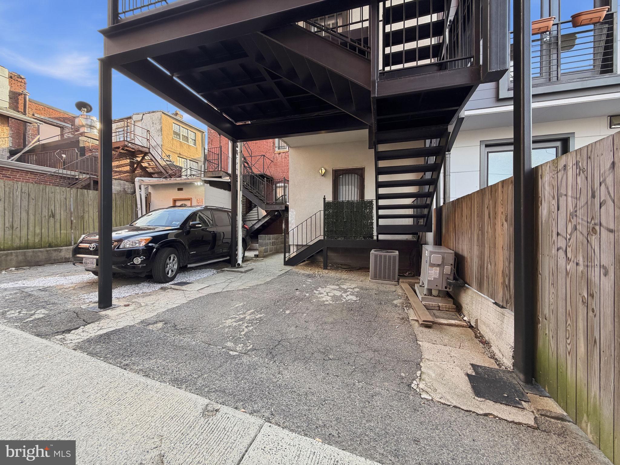 2713 ONTARIO ROAD NW 5