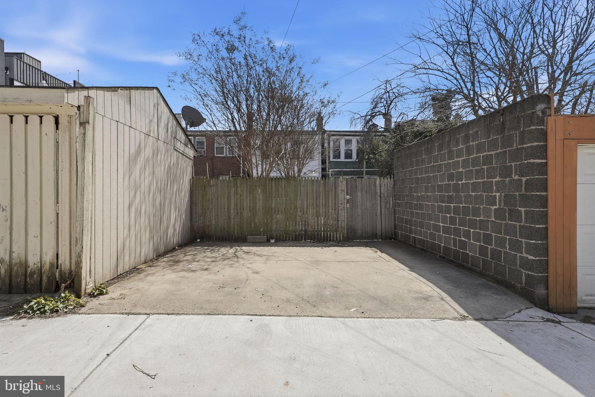 719 IRVING STREET NW