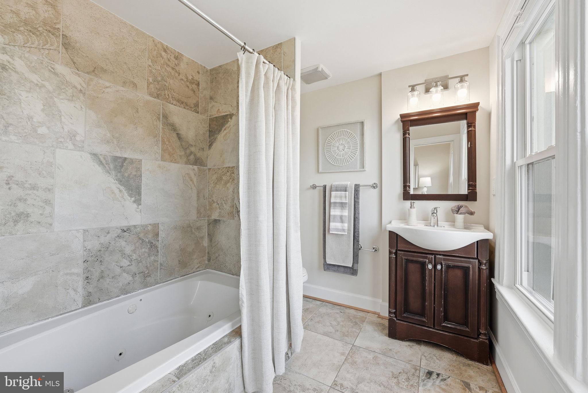 719 IRVING STREET NW