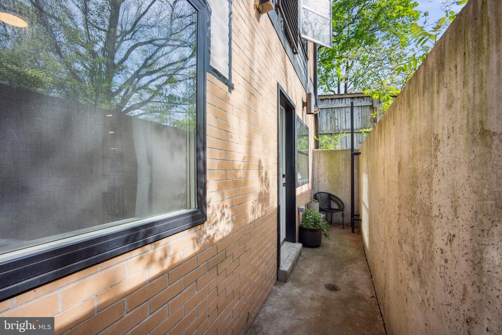 4308 GEORGIA AVENUE NW Unit: 104