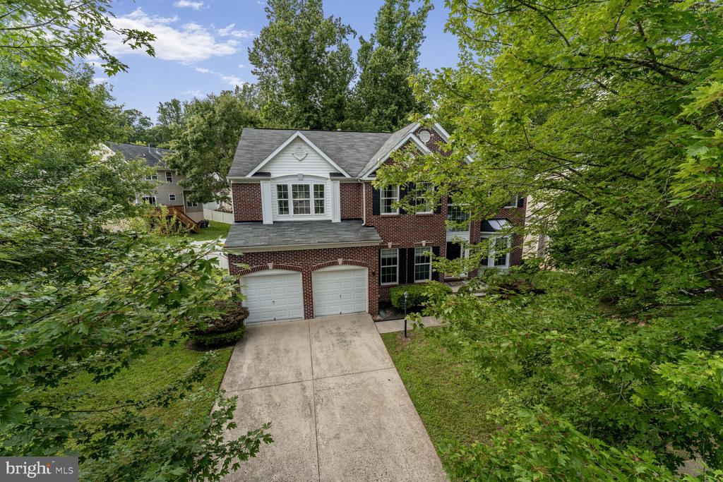 2604 Tree View Way