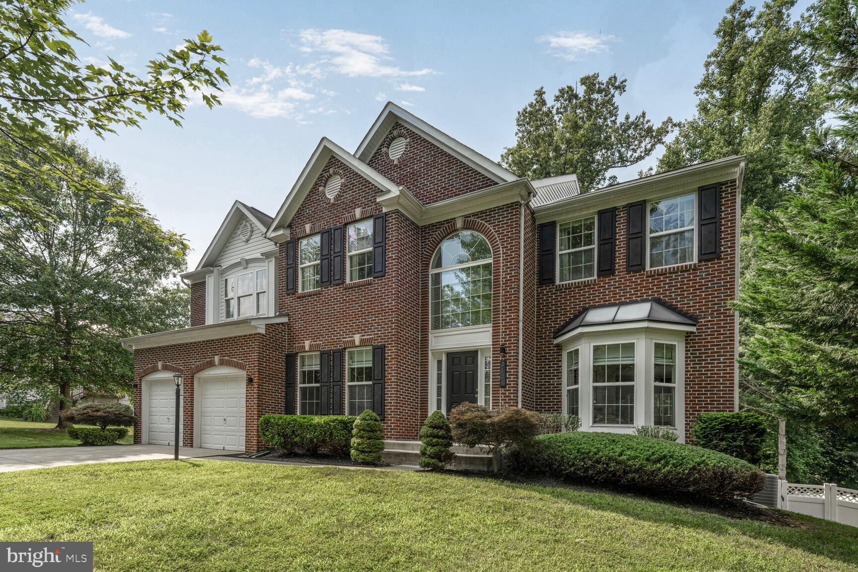 2604 Tree View Way