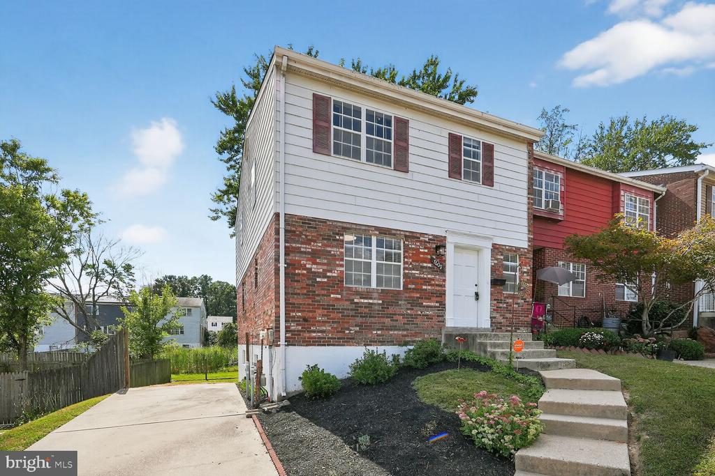 7609 ERICA LANE