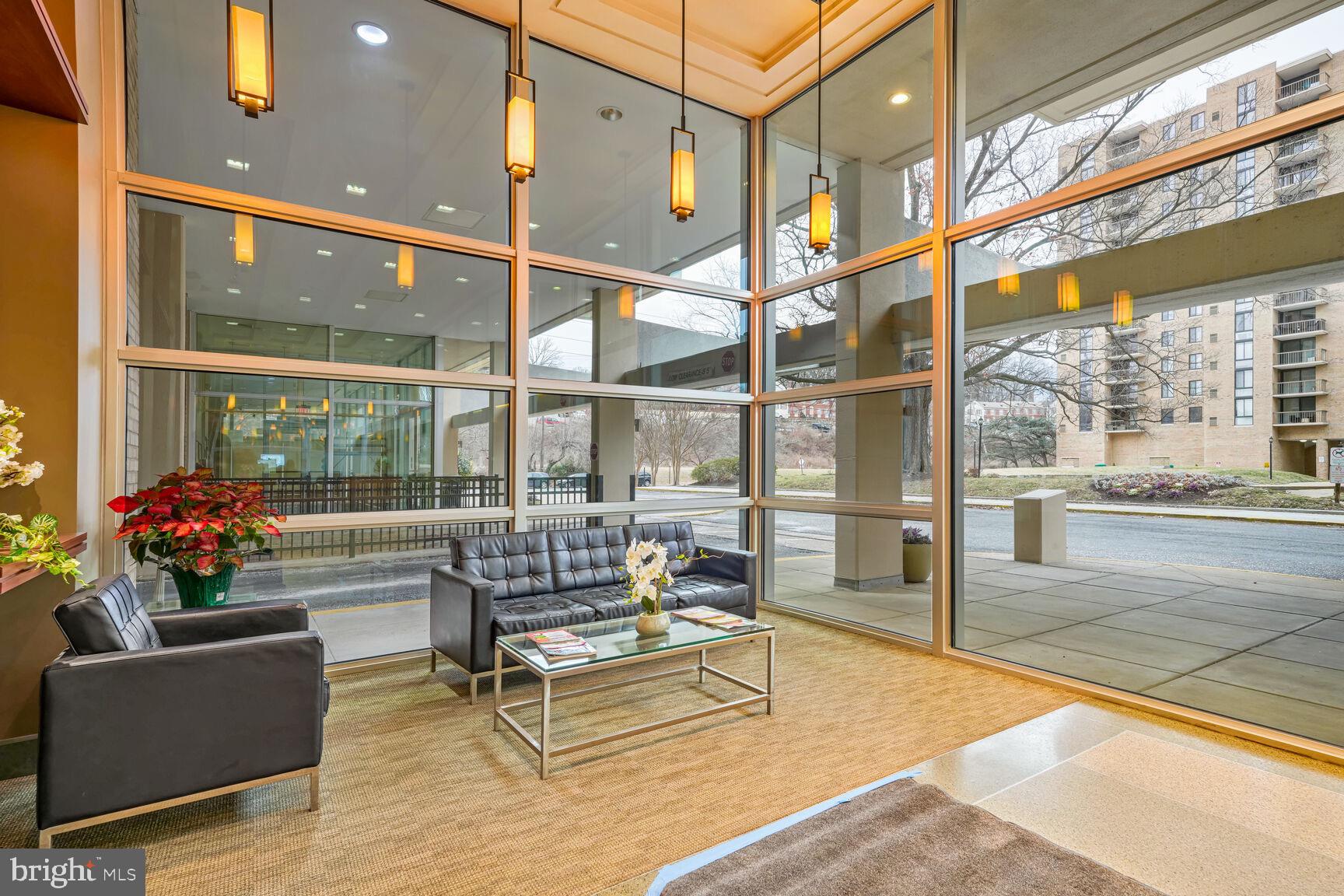 4600 S Four Mile Run Dr S #1022