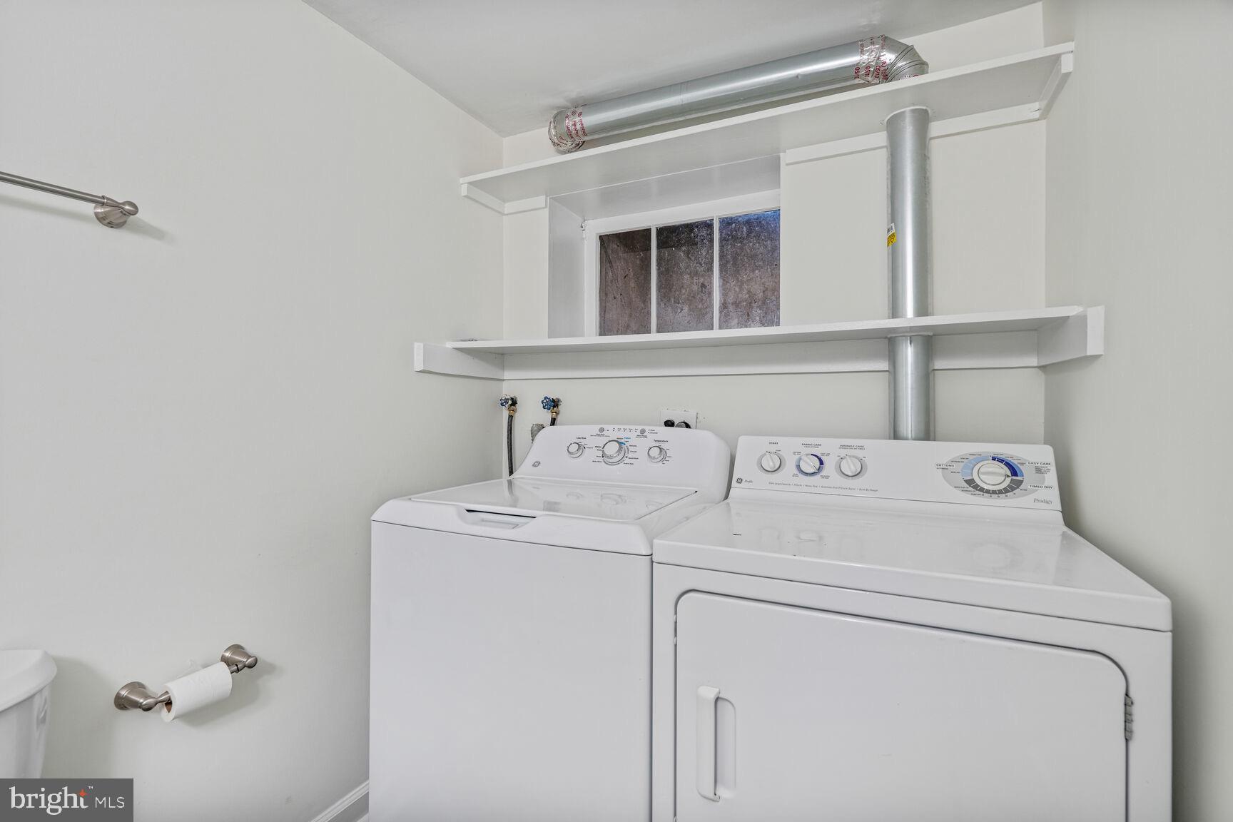 3465 S Wakefield St S