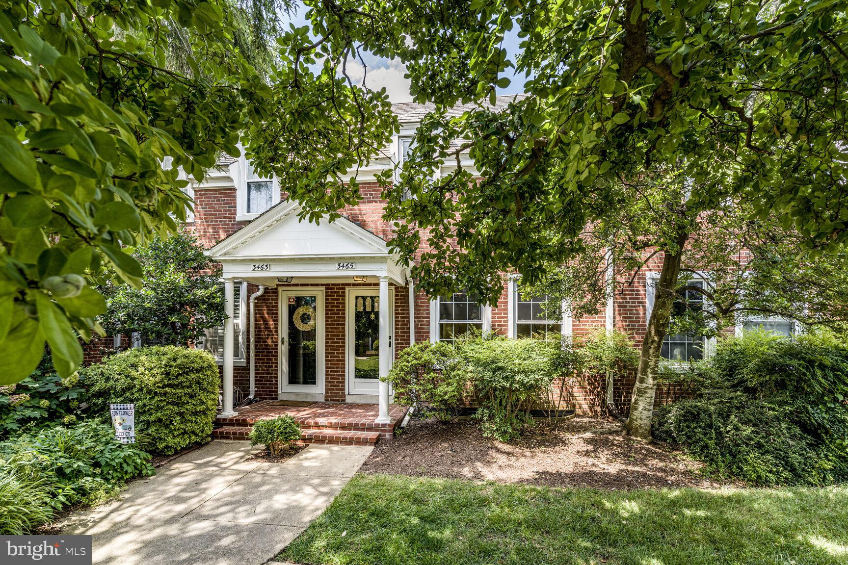 3465 S Wakefield St S