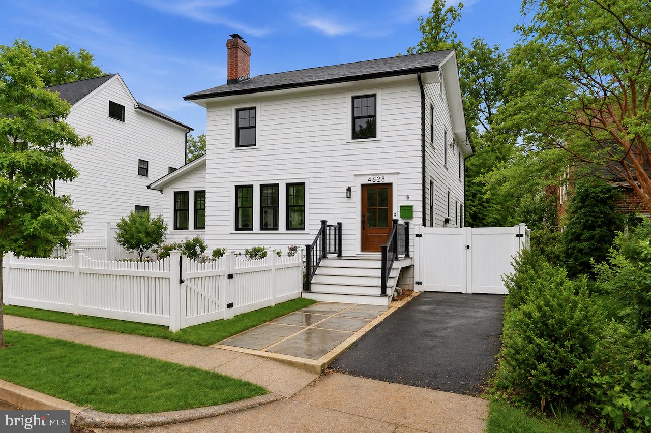 4628 13TH STREET N