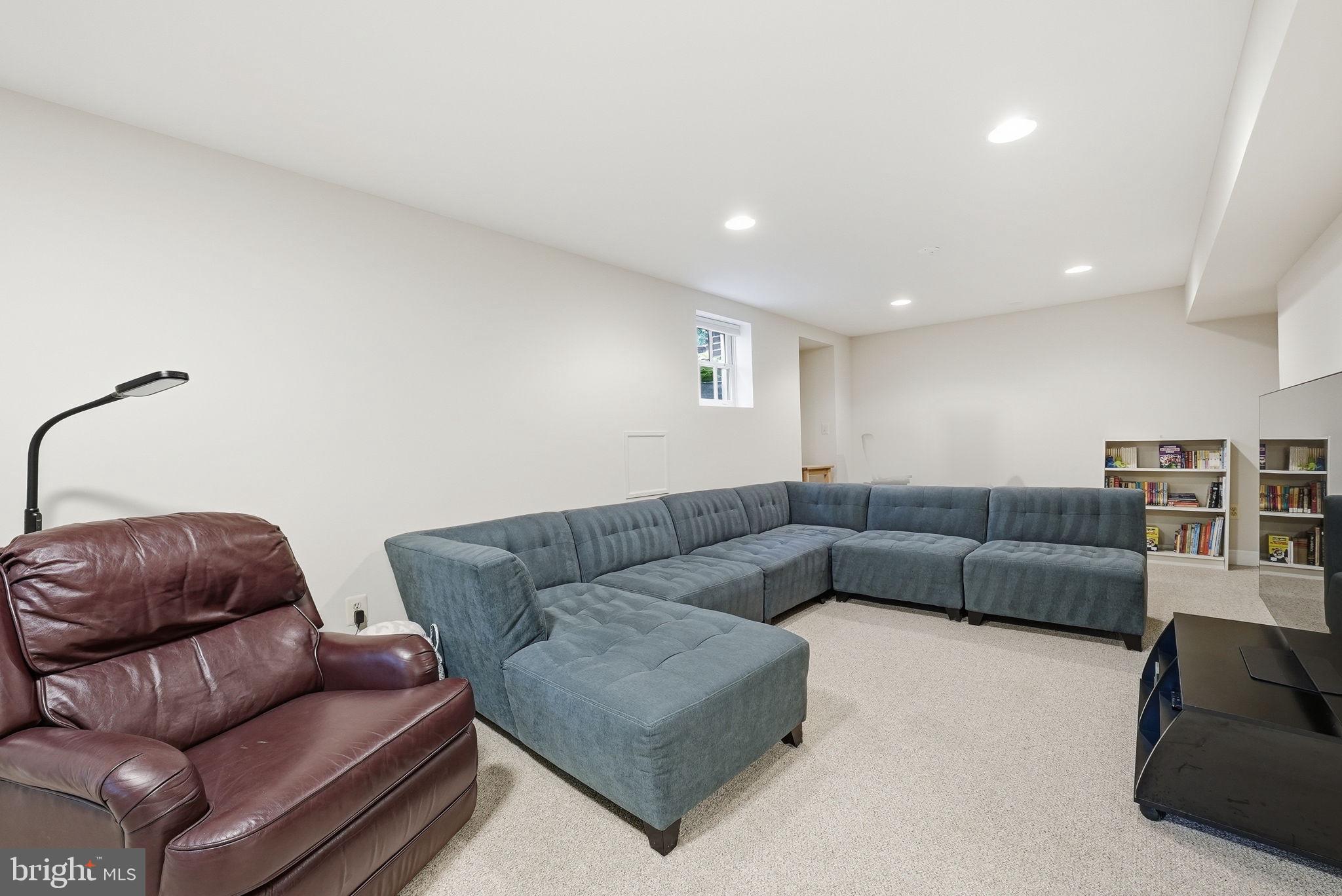 616 26TH STREET