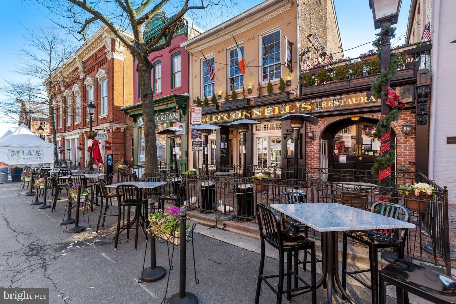 809 PARKER GRAY SCHOOL WAY