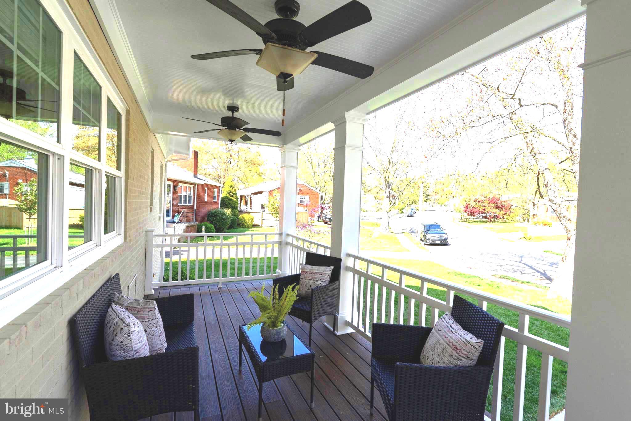 408 S Virginia Ave S