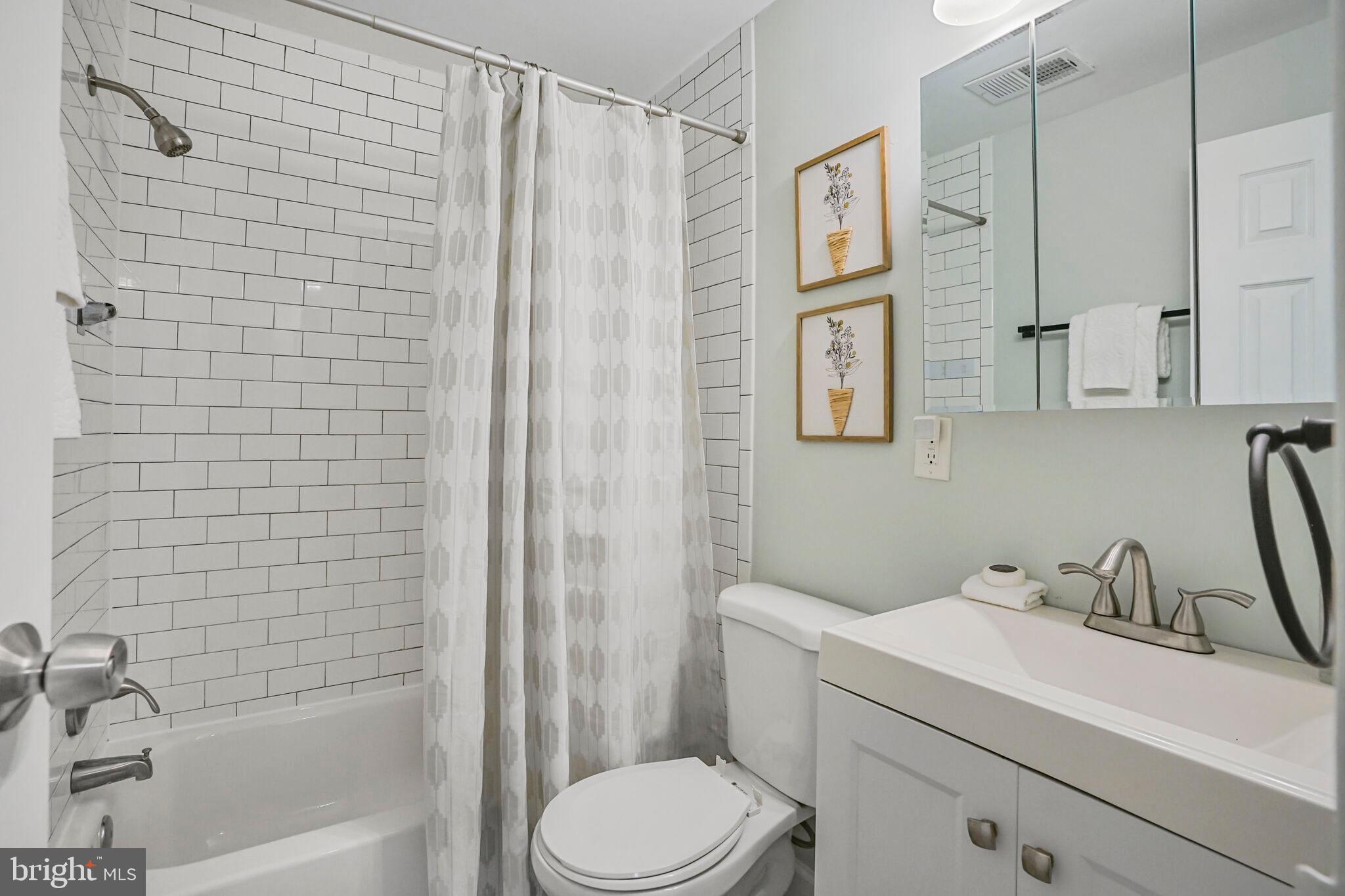 212 S Virginia Ave #78