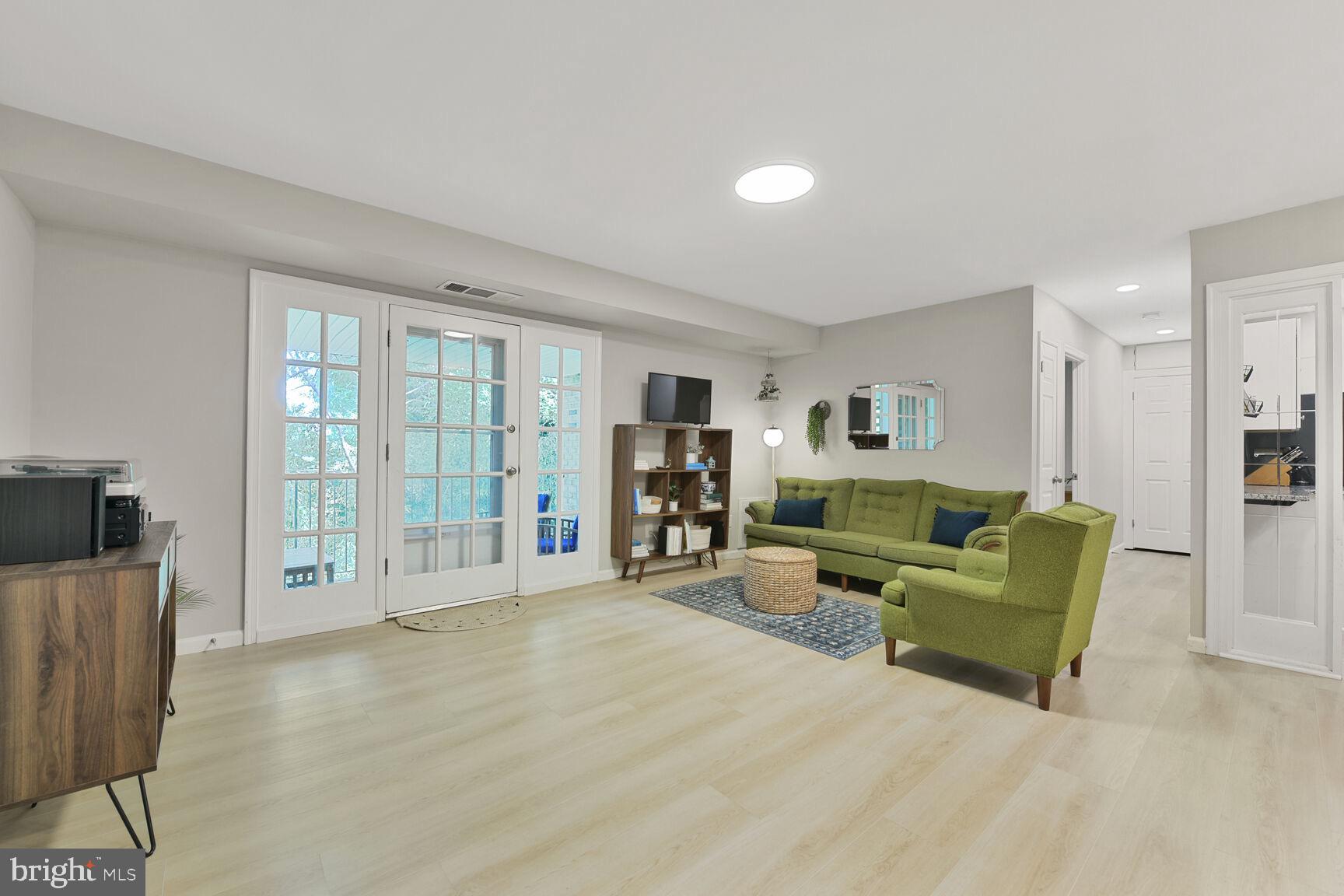 1132 S Washington St S #203