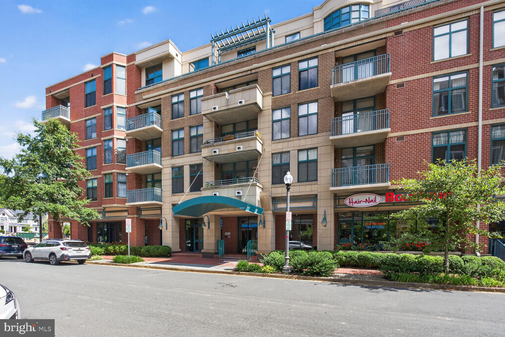 502 W BROAD STREET 501