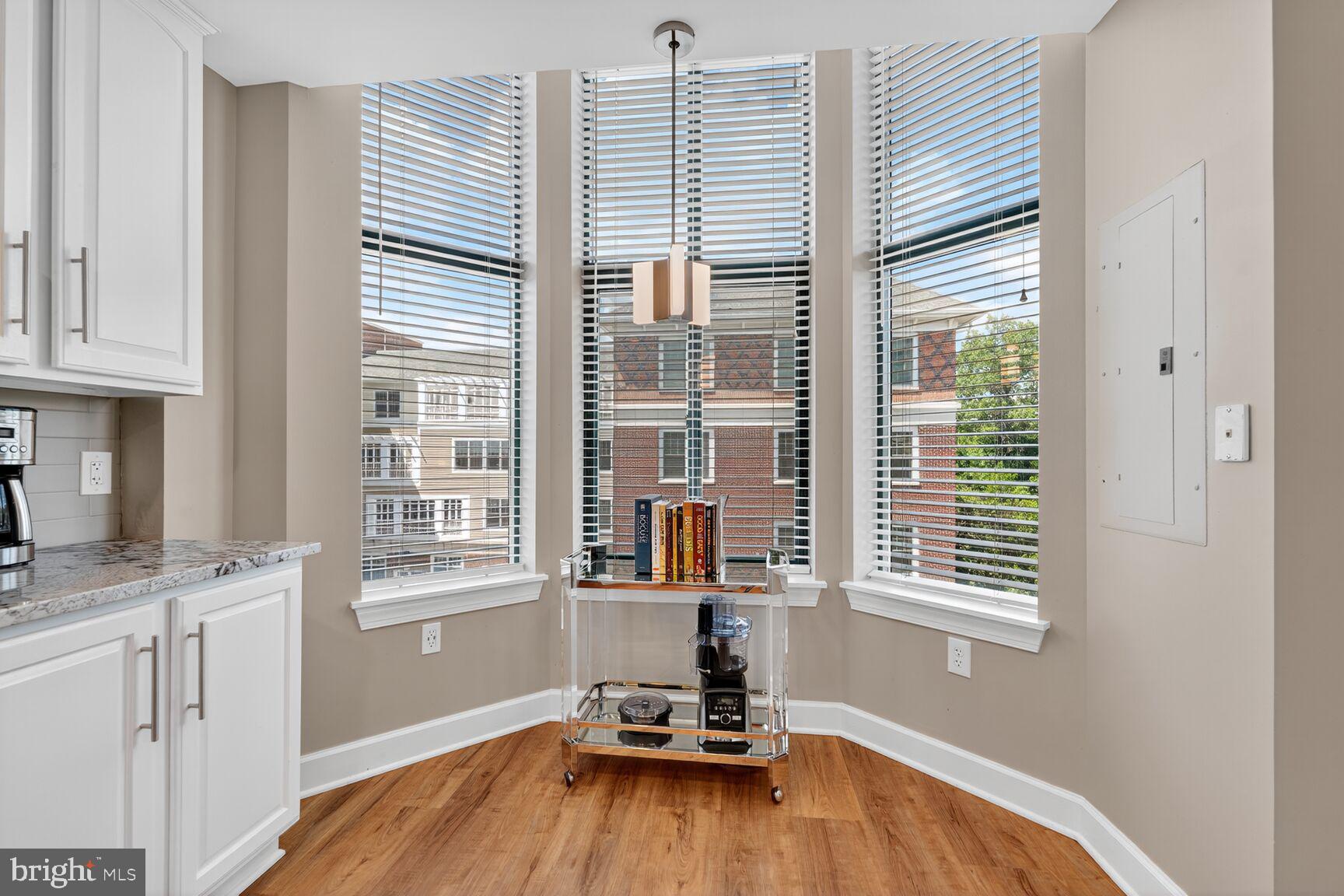 502 W BROAD STREET 501