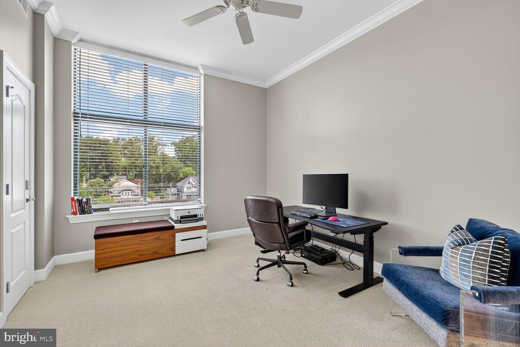 502 W BROAD STREET 501