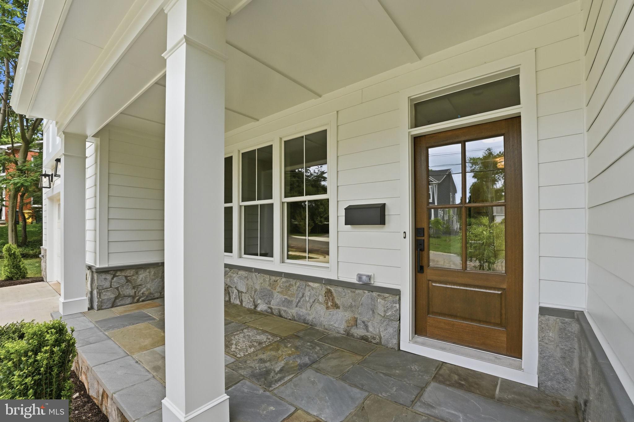 508 MERIDIAN STREET