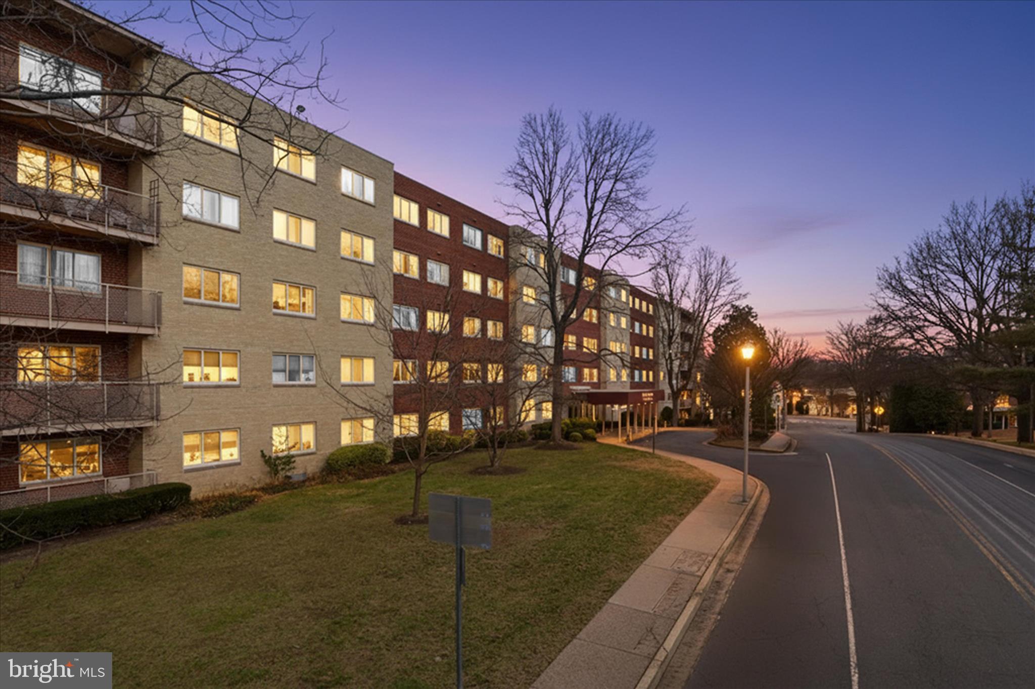 200 N MAPLE AVENUE 212