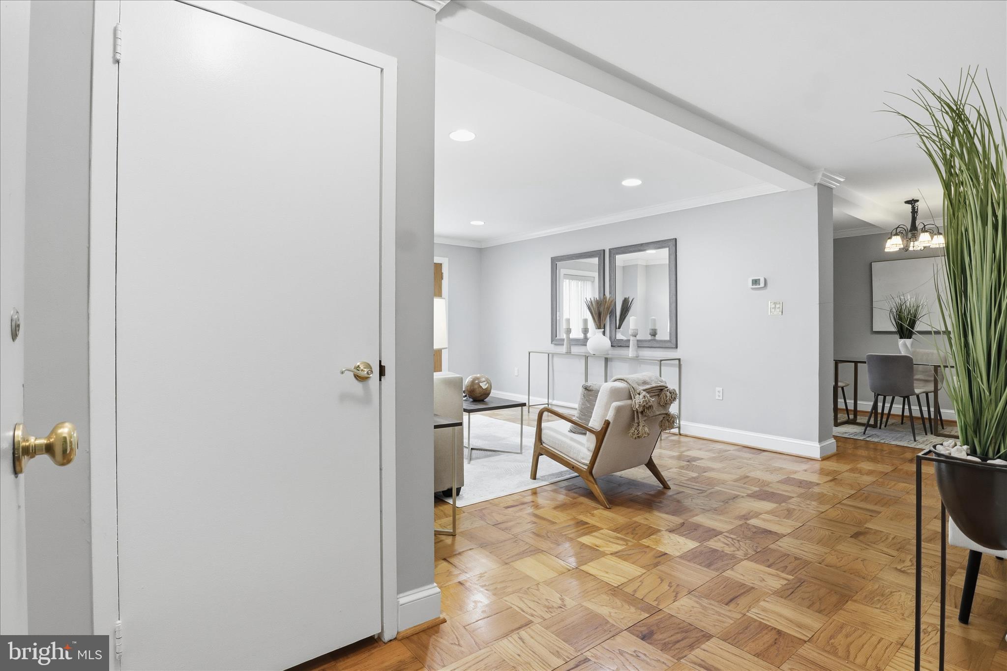 200 N MAPLE AVENUE 212
