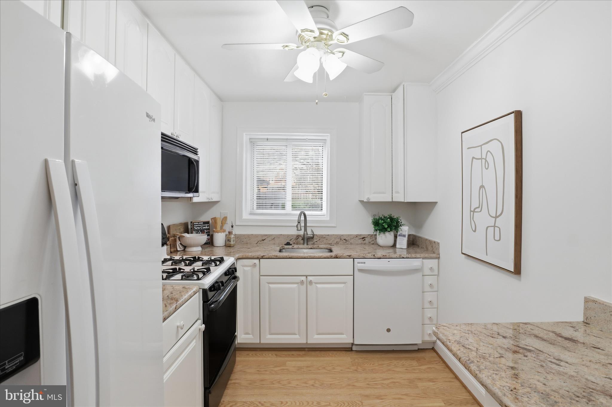200 N MAPLE AVENUE 212