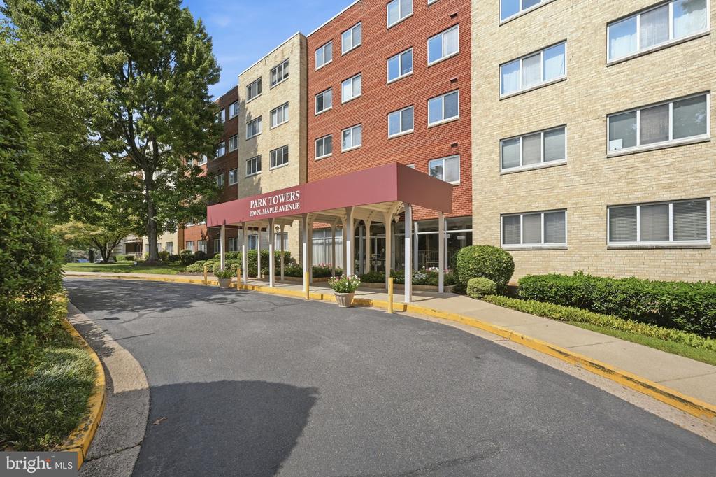 200 N MAPLE AVENUE Unit: 500