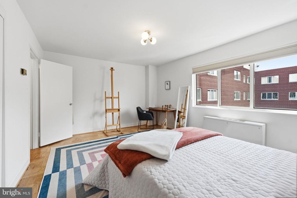 200 N MAPLE AVENUE Unit: 500
