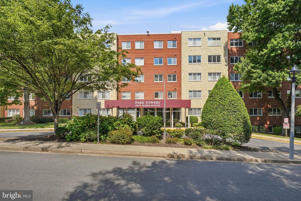 200 N MAPLE AVENUE Unit: 500