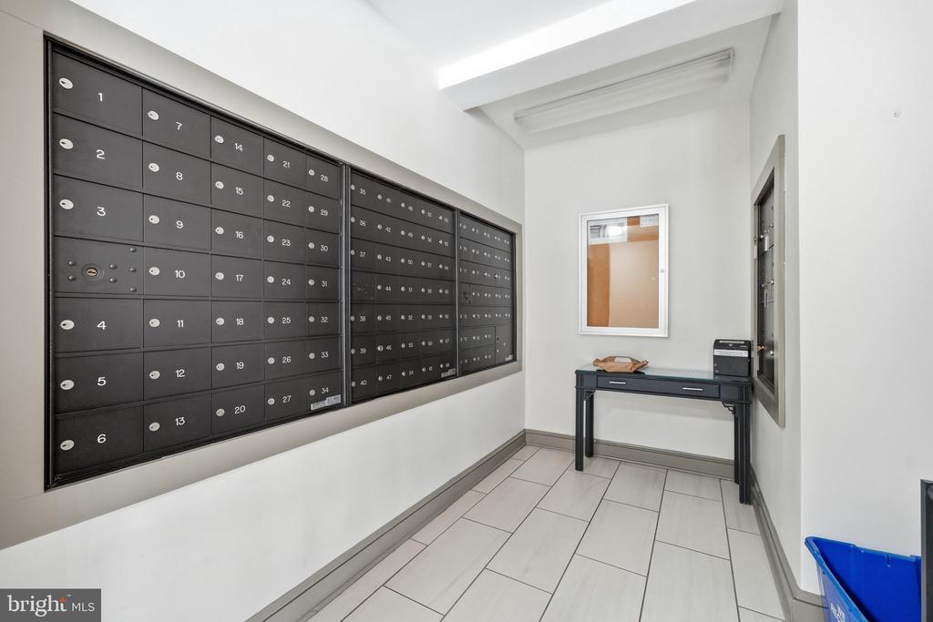 200 N MAPLE AVENUE Unit: 500