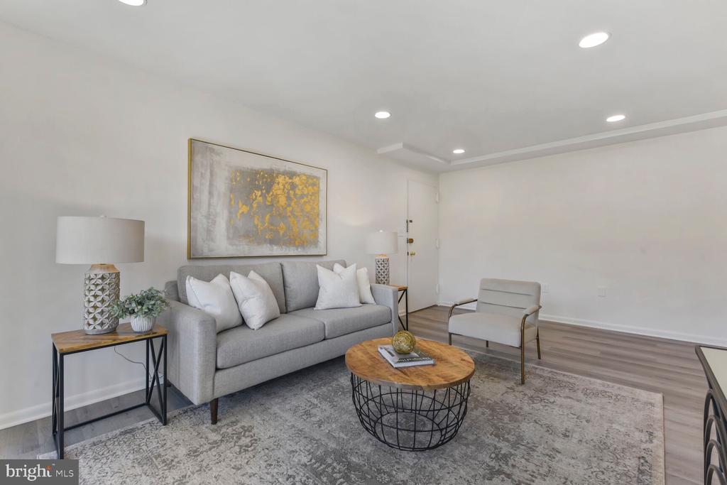 9481 Fairfax Blvd #102