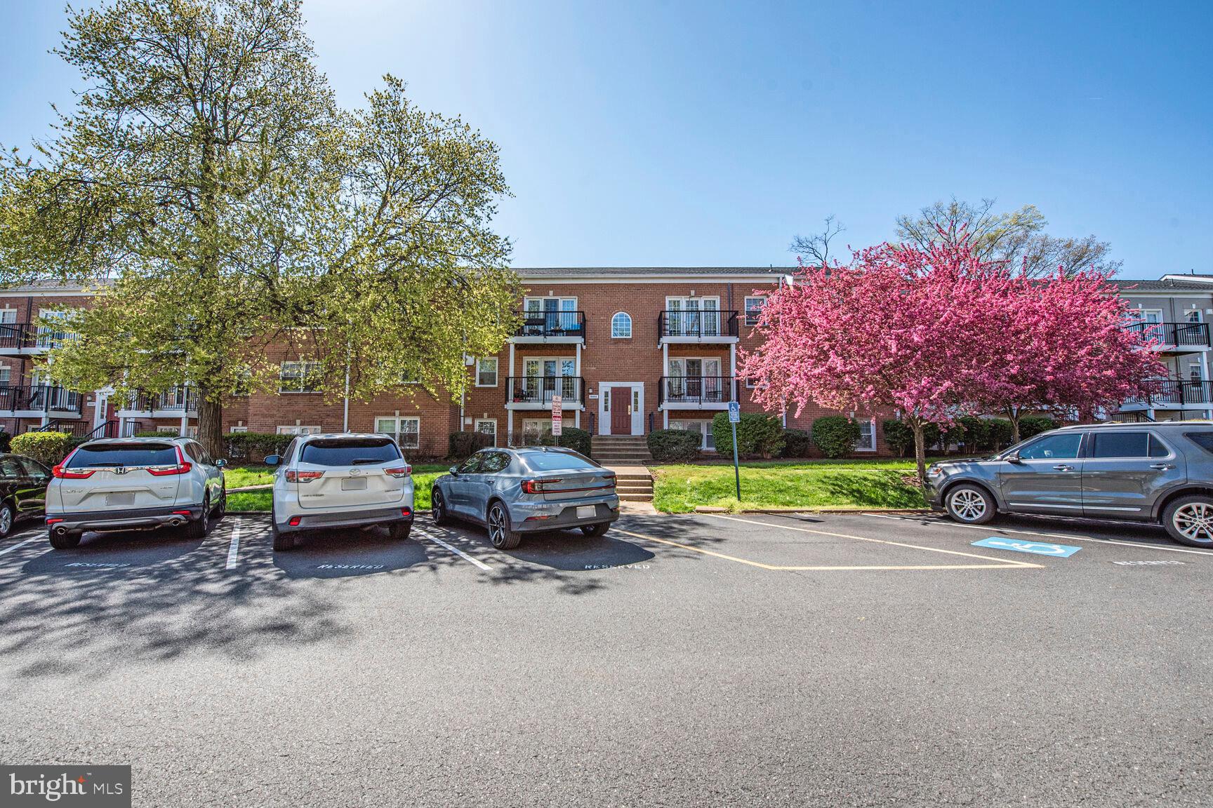 9481 Fairfax Blvd #102