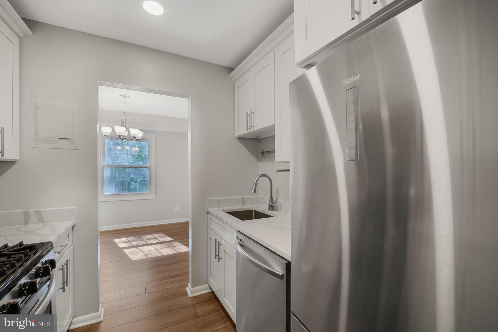 3860 LYNDHURST DRIVE 202