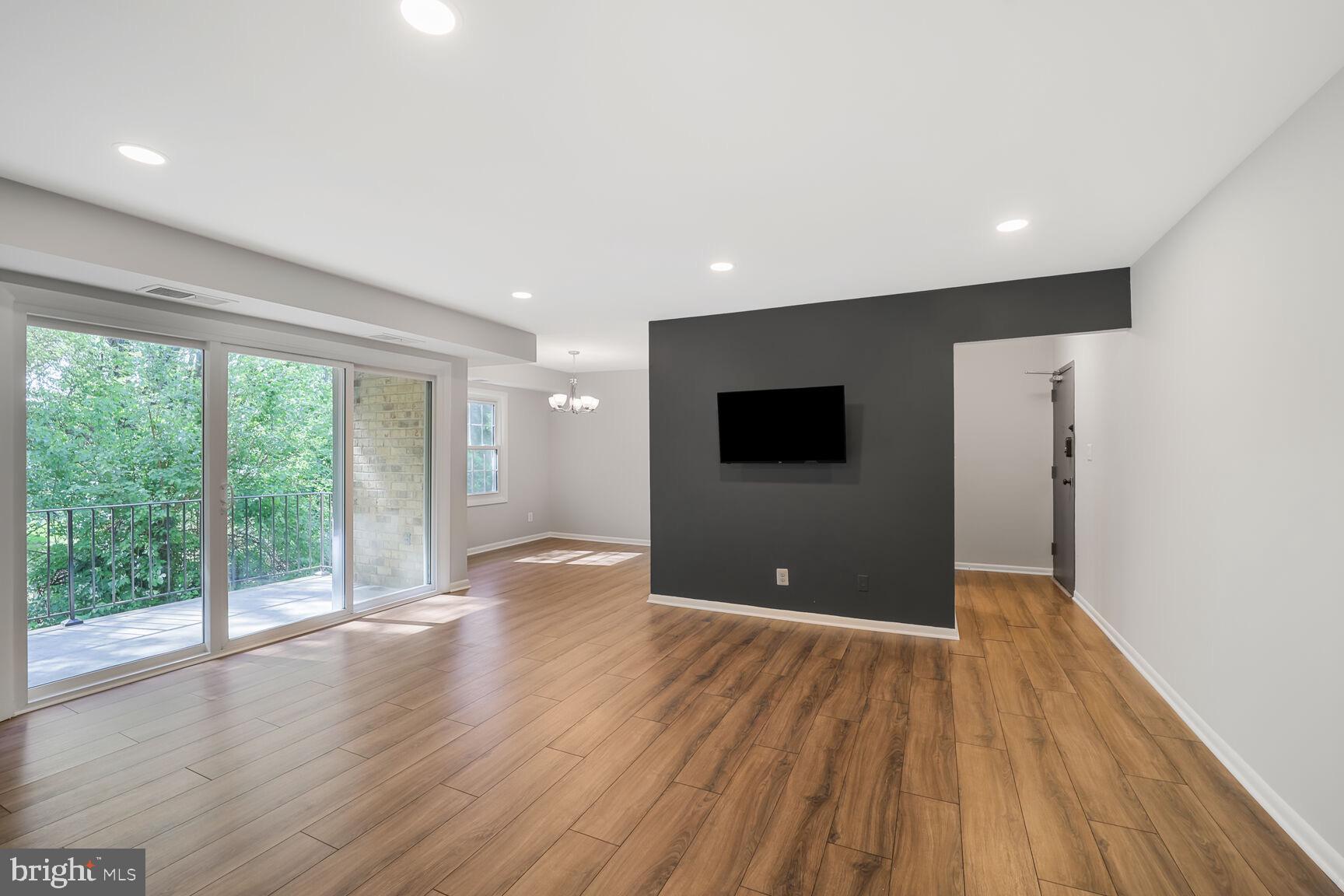 3860 LYNDHURST DRIVE 202