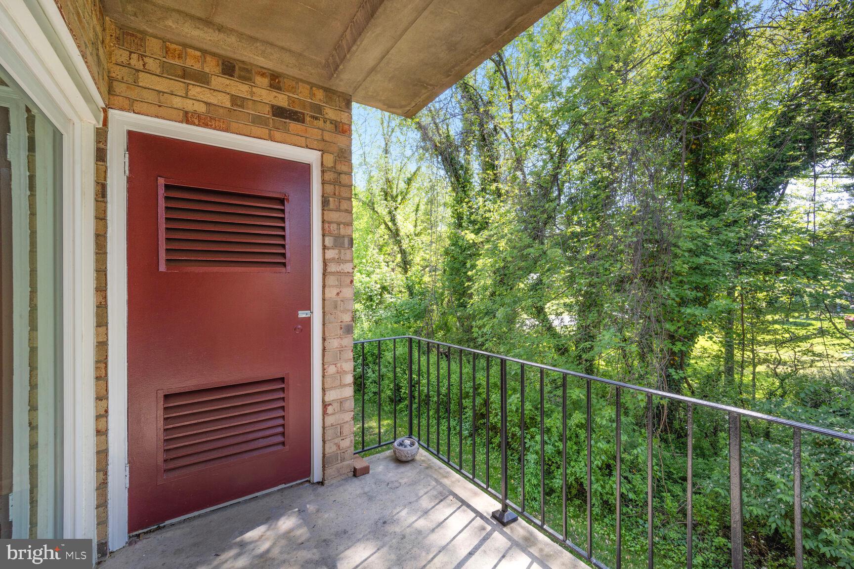 3860 LYNDHURST DRIVE 202