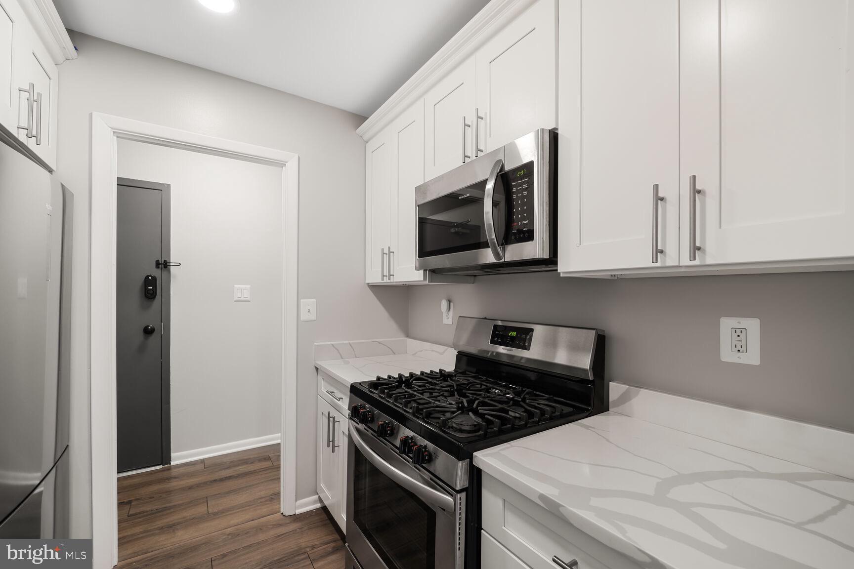 3860 LYNDHURST DRIVE 202