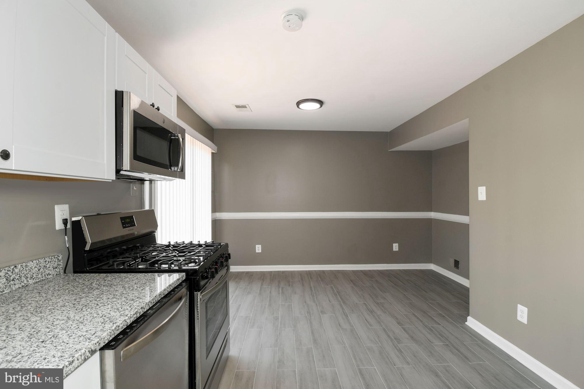 8407 del Norte Ct #84