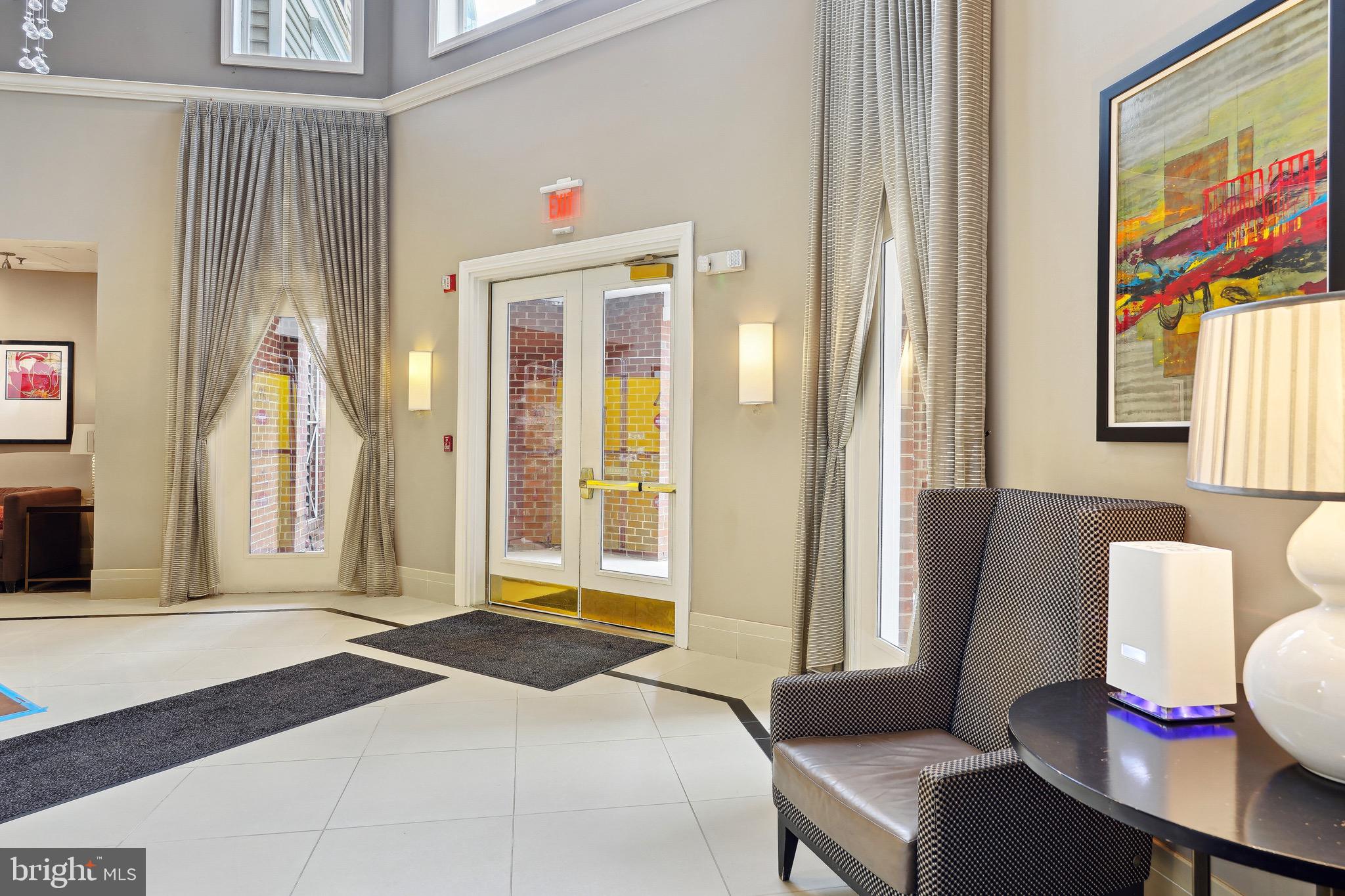 1645 International Dr #421