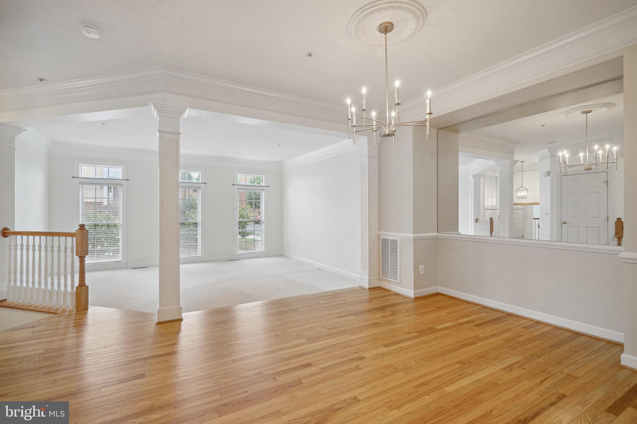 4080 Walnut Cove Cir