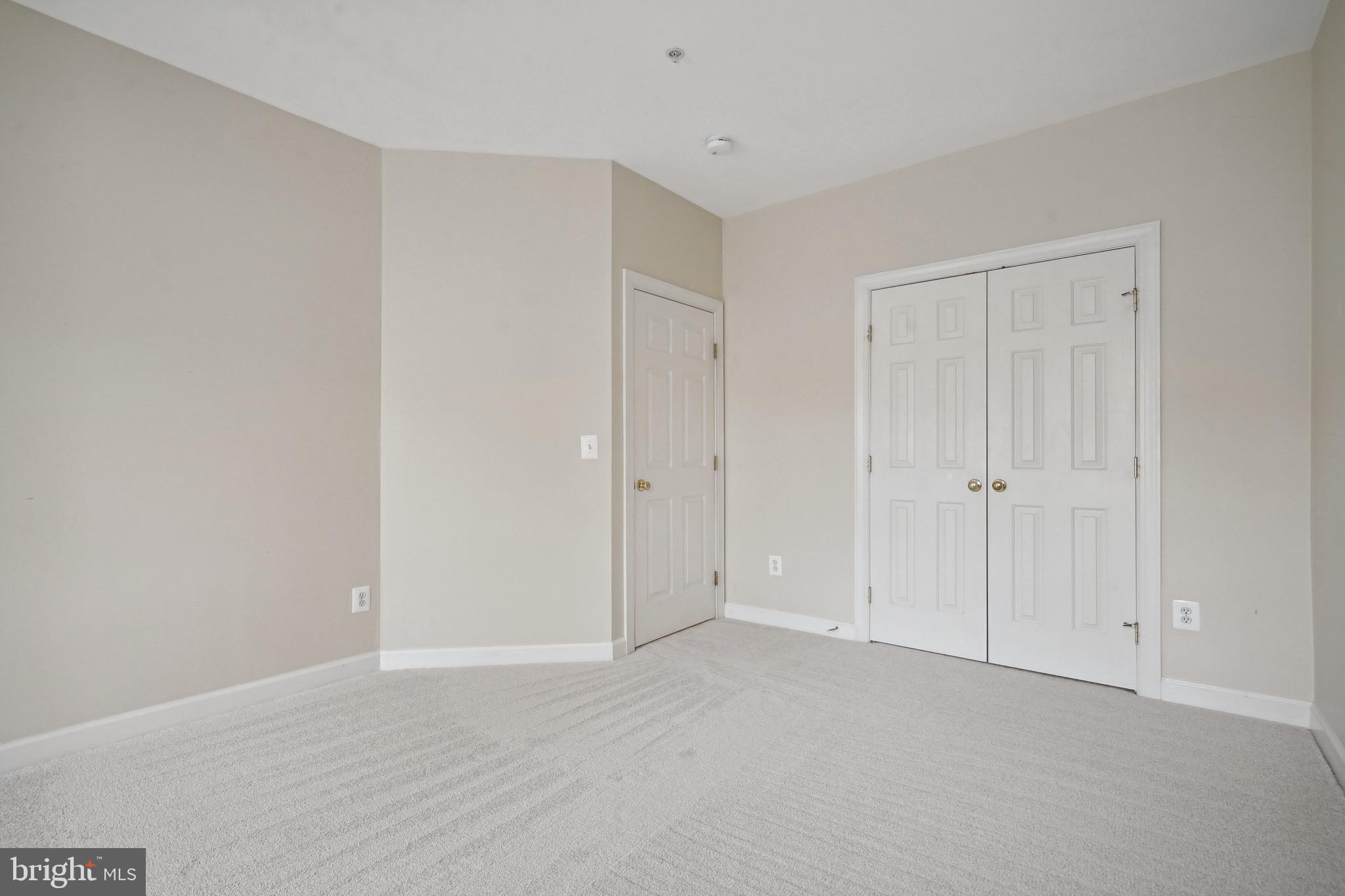 4080 Walnut Cove Cir