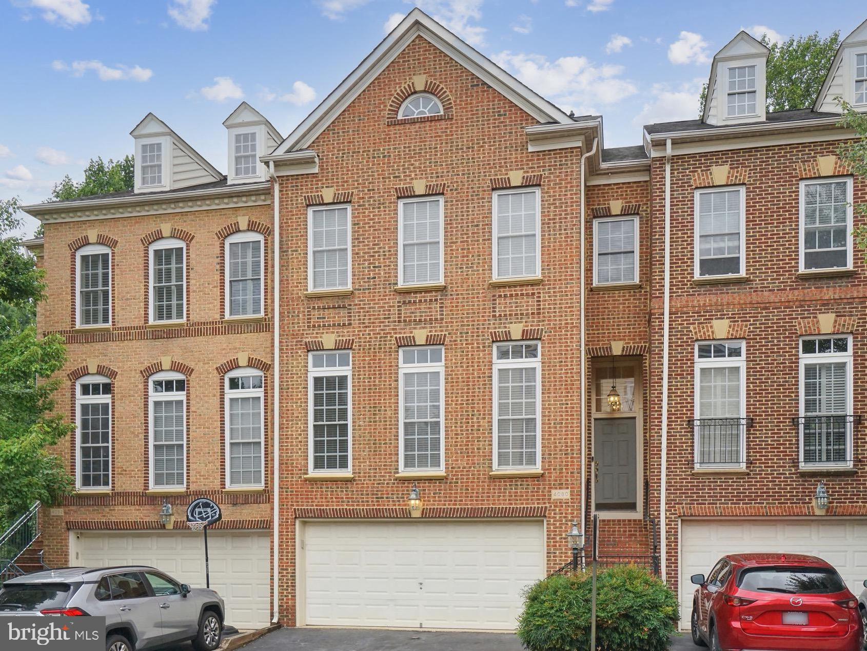 4080 Walnut Cove Cir