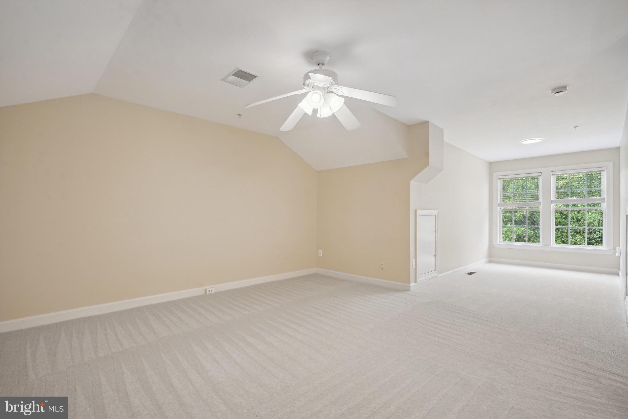 4080 Walnut Cove Cir