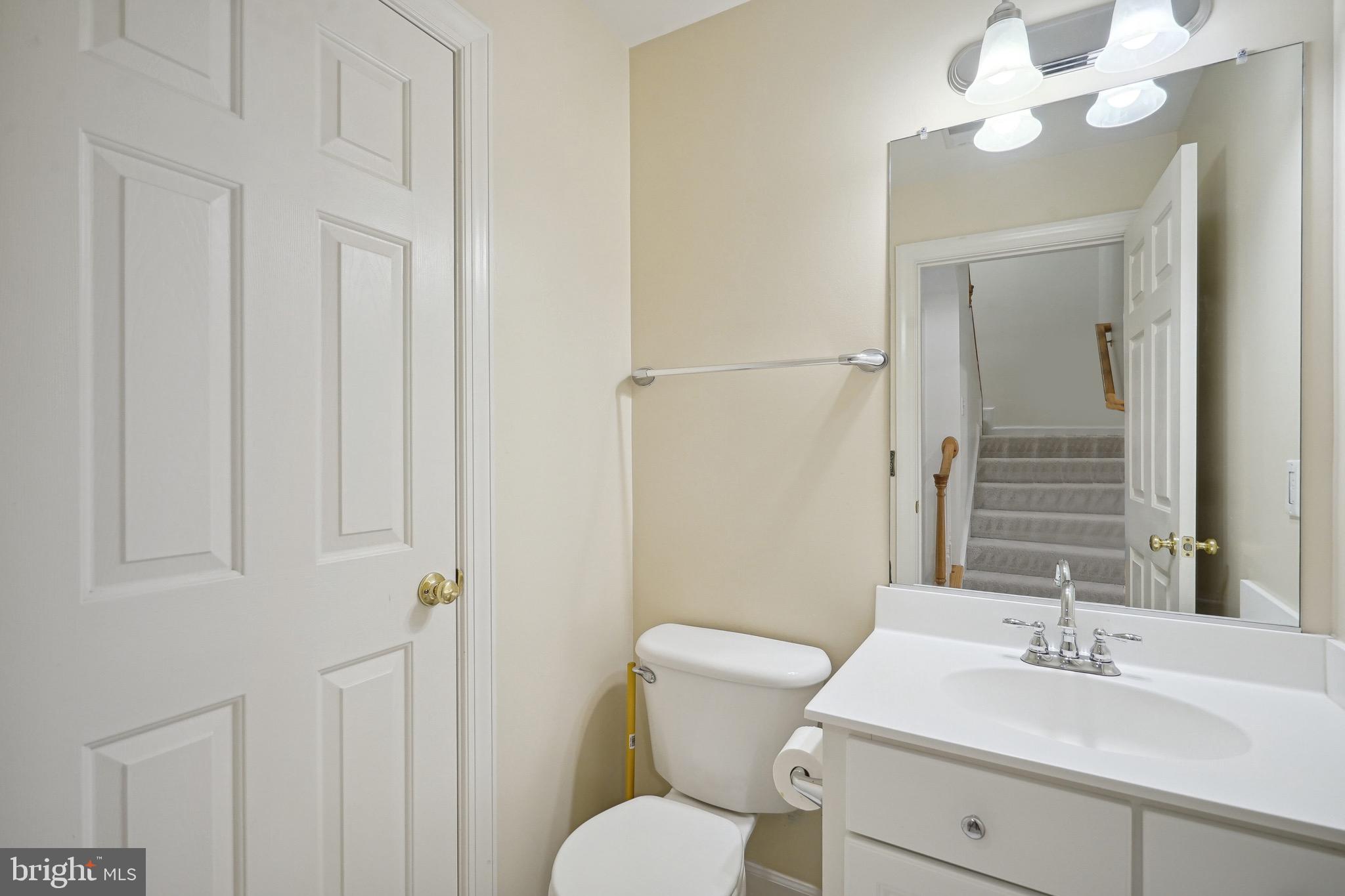 4080 Walnut Cove Cir