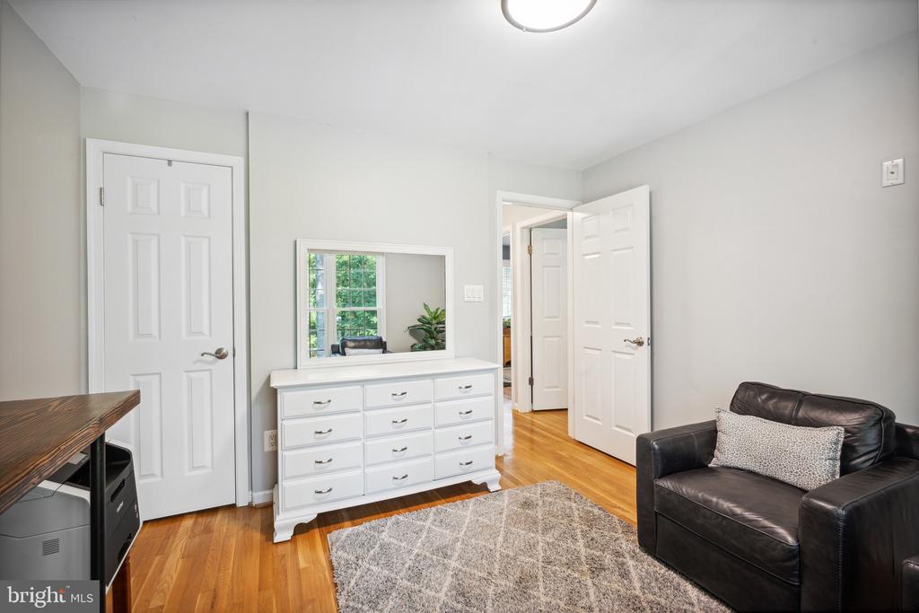 1002 Pruitt Ct SW