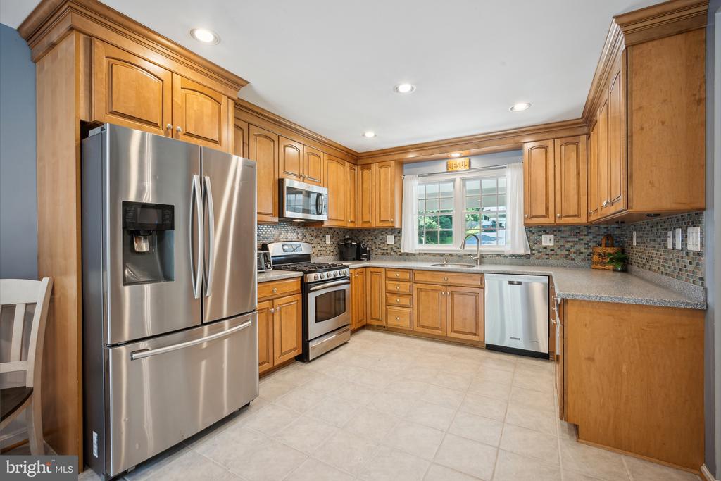 1002 Pruitt Ct SW