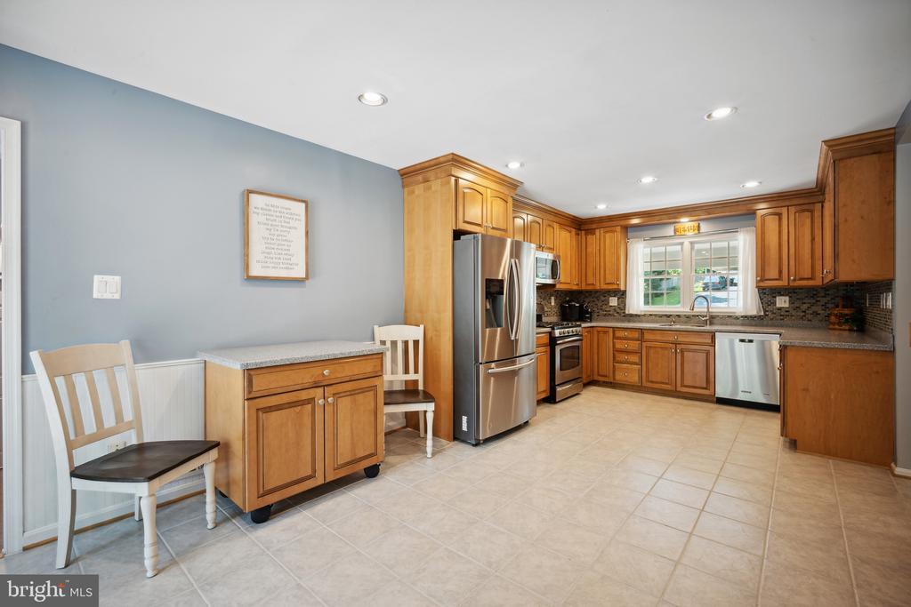 1002 Pruitt Ct SW