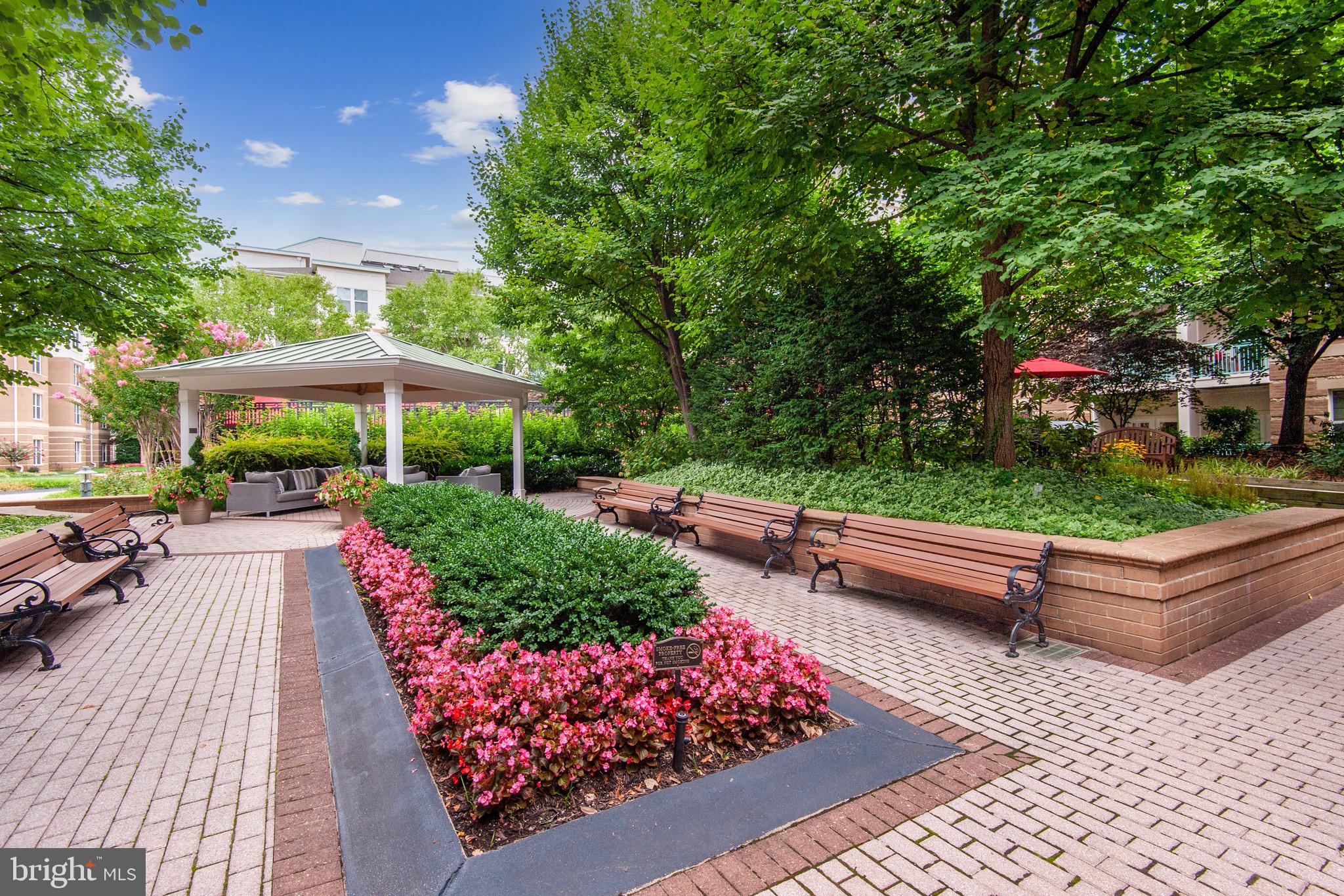 12000 Market St #254